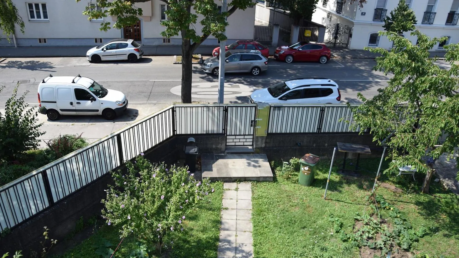 Central-Vintage Villa With Free Parking And 5Min Walk To Metro Vienna Austria