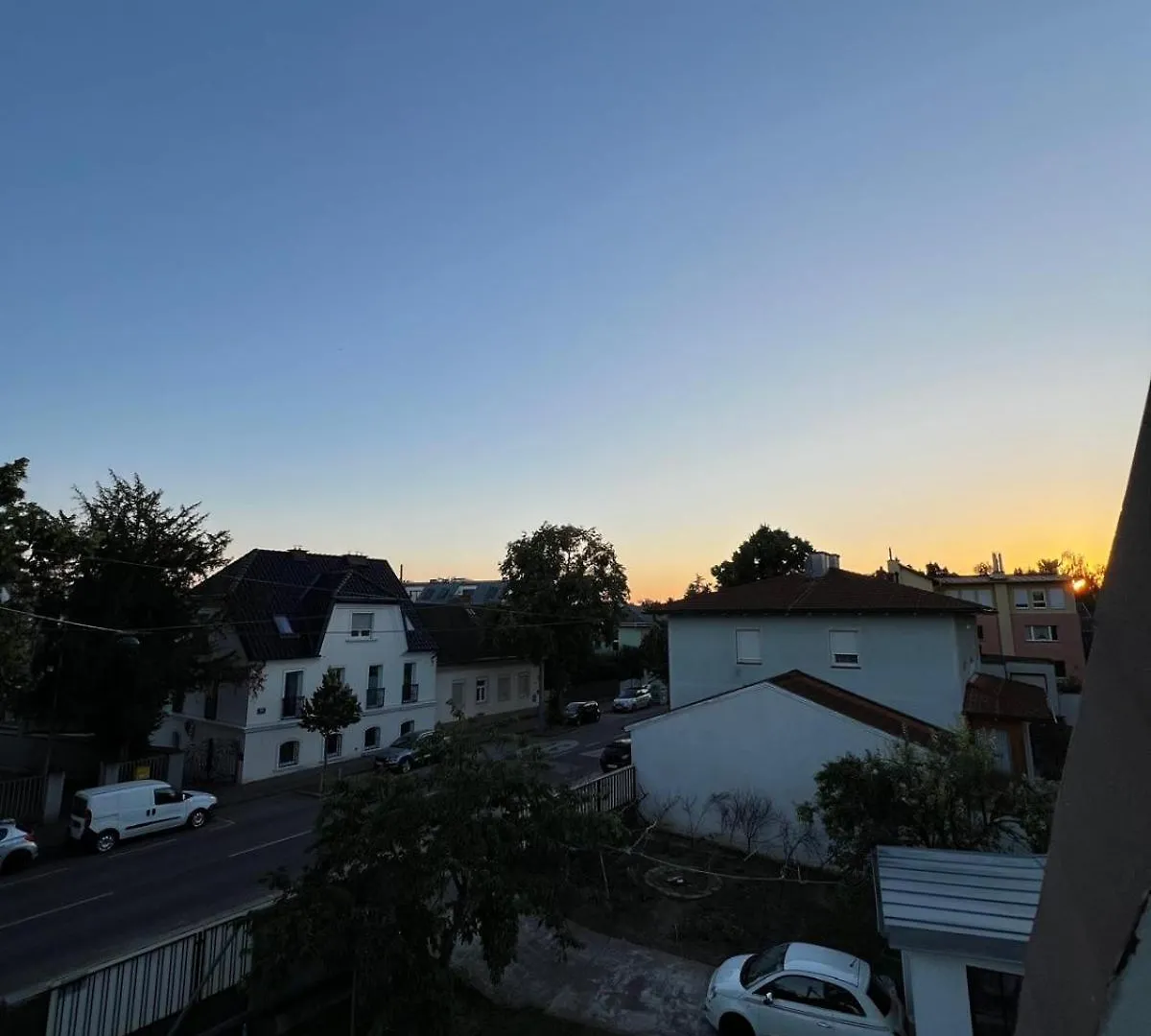 Central-Vintage Villa With Free Parking And 5Min Walk To Metro Vienna